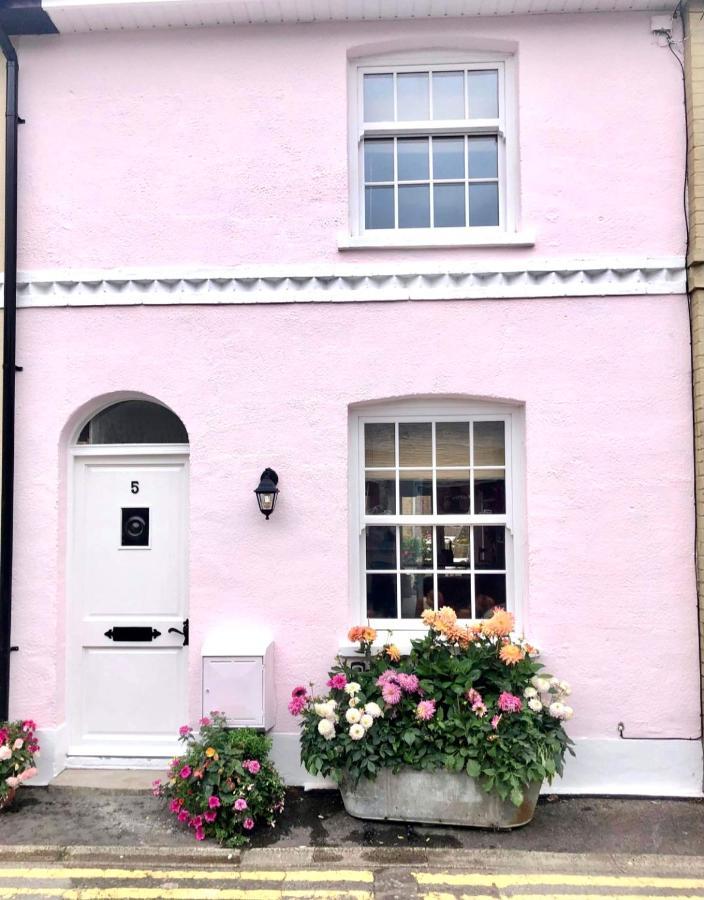 Stylish & Cosy Boutique Townhouse 1 Bedroom, 1 Sofa Bed - Sleeps 4 Христчёрч Экстерьер фото
